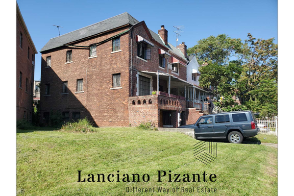 310 Remsen Ave, Brooklyn, NY 11212