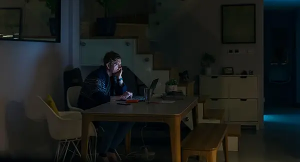 Don’t Sell on Your Own Just Because It’s a Sellers’ Market,Anna Shi