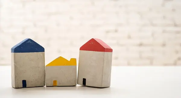 3 Graphs Showing Why You Should Sell Your House Now,Anna Shi