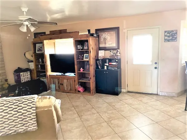 6104 West Monte Cristo Avenue, Glendale, AZ 85306