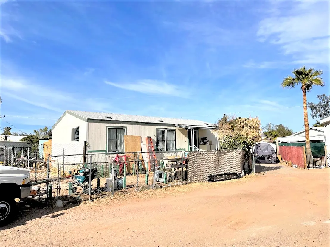 8214 East Butte Street, Mesa, AZ 85207