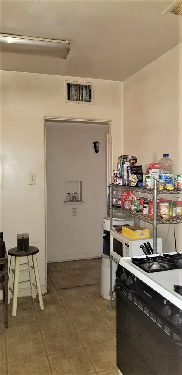 1501 W Willetta St  Phoenix, Az 85007,