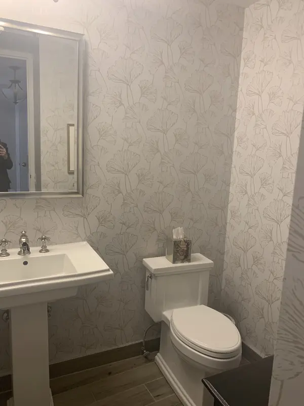 1500 Sheridan Rd #4H, Wilmette, IL 60091