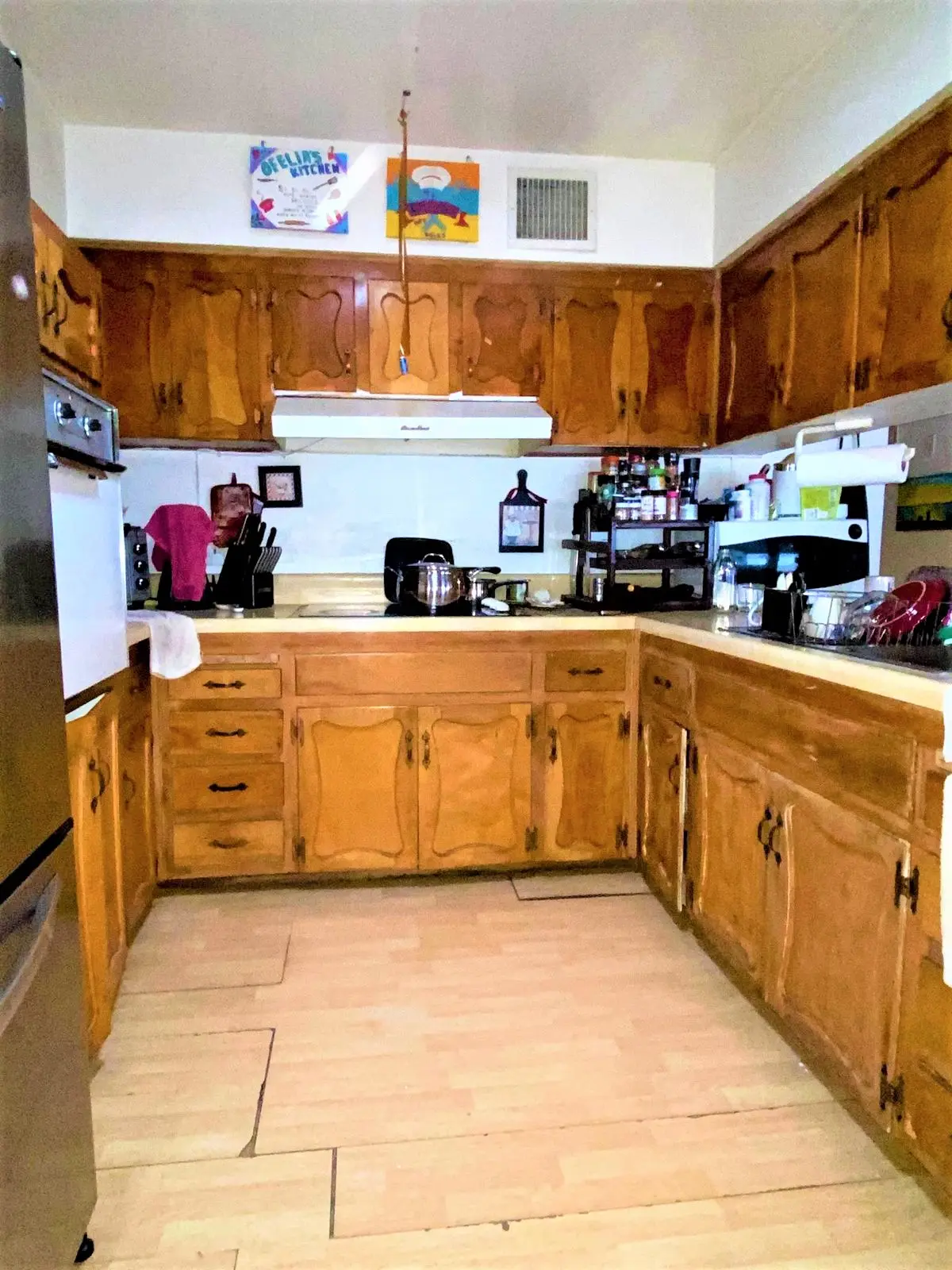6402 West Medlock Drive, Glendale, AZ 85301