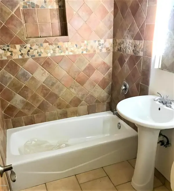 4317 E Campbell Ave., Phoenix, AZ 85018