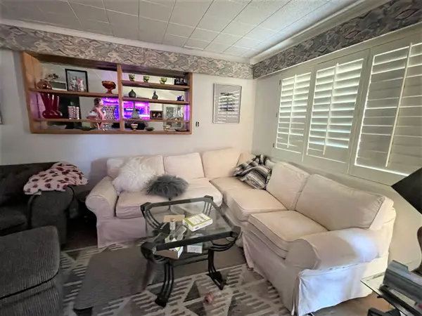 4633 E Monte Vista Rd, Phoenix, AZ 85008