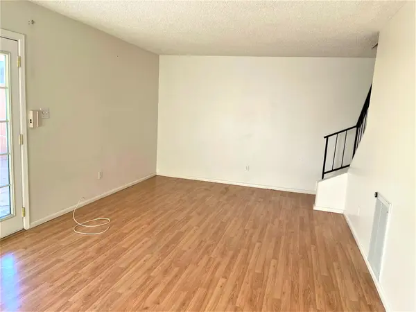1663 W Hazelwood St, Phoenix, AZ 85015