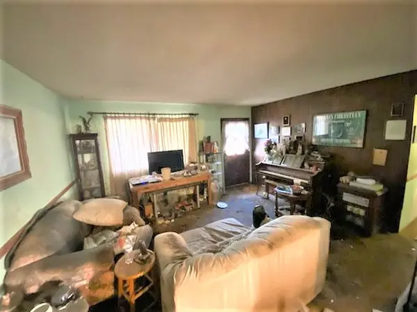 3102 North 65th Avenue, Phoenix, AZ 85033