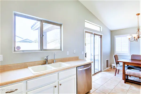 10110 E Osage Avenue, Mesa, AZ 85212