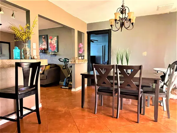 8929 W Devonshire Ave, Phoenix, AZ 85037