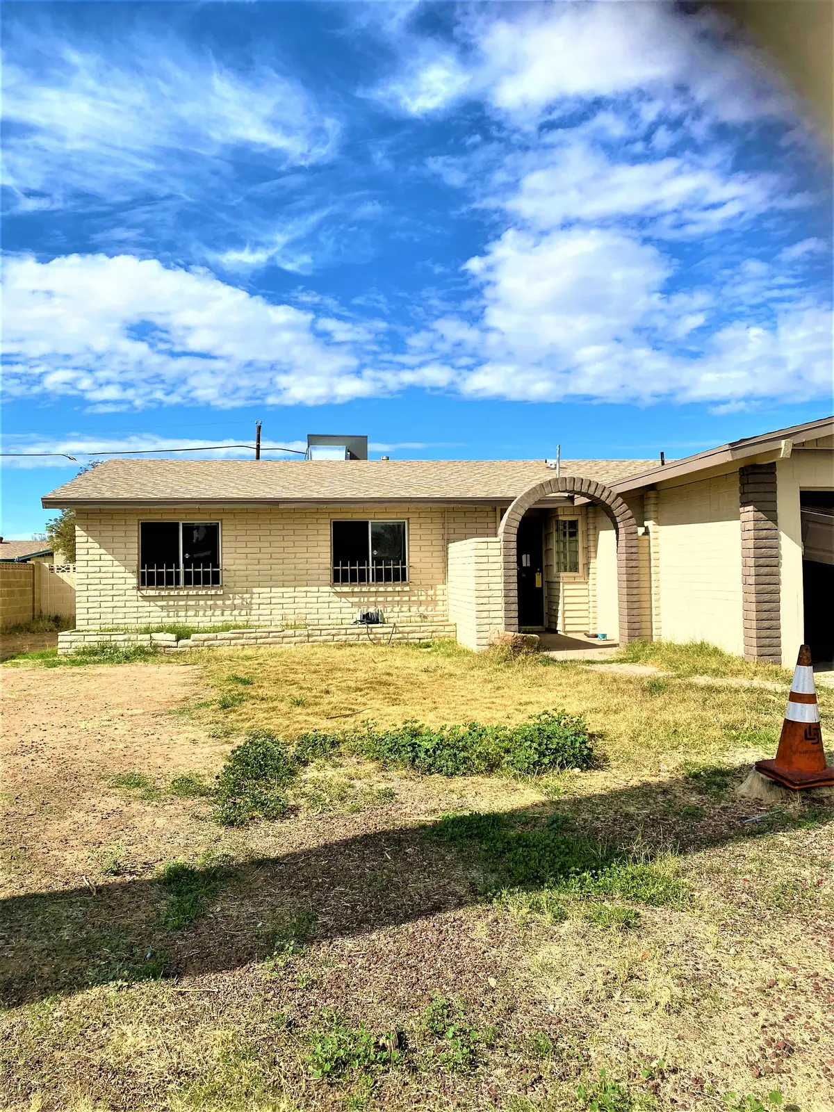 9048 N 37th Ave, Phoenix, AZ 85051