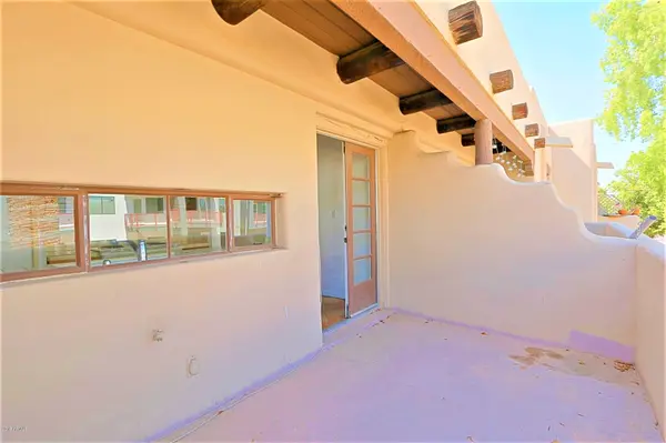 1449 E Highland Ave, Unit 16, AZ 85014