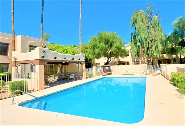 1449 E Highland Ave, Unit 16, AZ 85014
