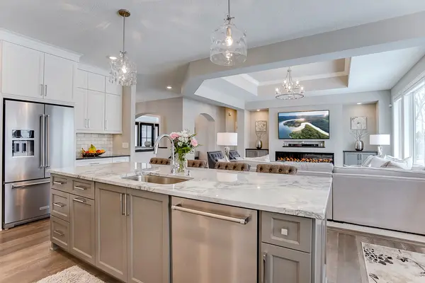 7904 Shadyview Lane North, Maple Grove, MN 55311