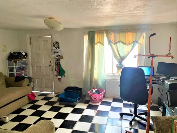 15 E Pacific Dr, Avondale, AZ 85323