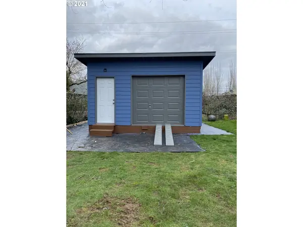 4521 SE 85th Ave, Portland, OR 97266