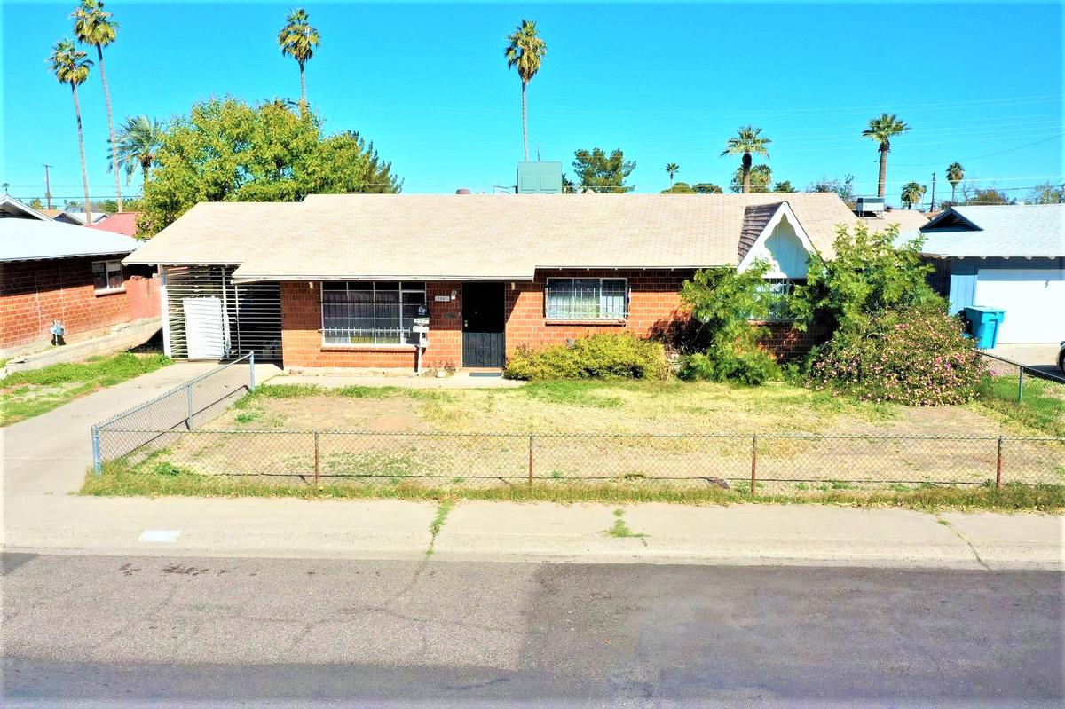 3942 W Stella Ln Phoenix, Az 85019,
