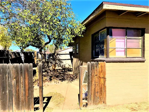 5959 W Gardenia Ave, Glendale, AZ 8530