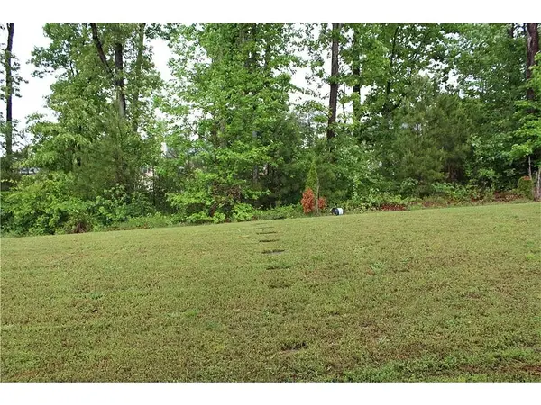 5024 Michael Jay St SW, Snellville, GA 30039