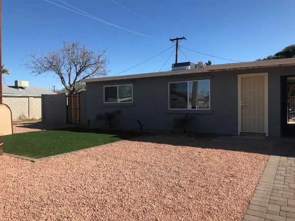 163 N 67th St, Mesa, AZ 85205