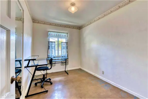 1102 W Roma Ave Phoenix, Az 85013,