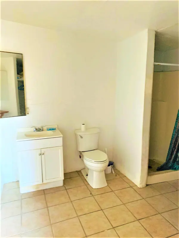 327 E Southern Ave, Phoenix, AZ 85040
