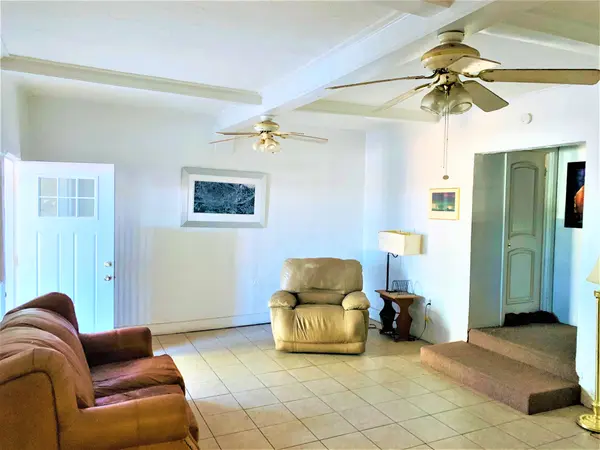 327 E Southern Ave, Phoenix, AZ 85040