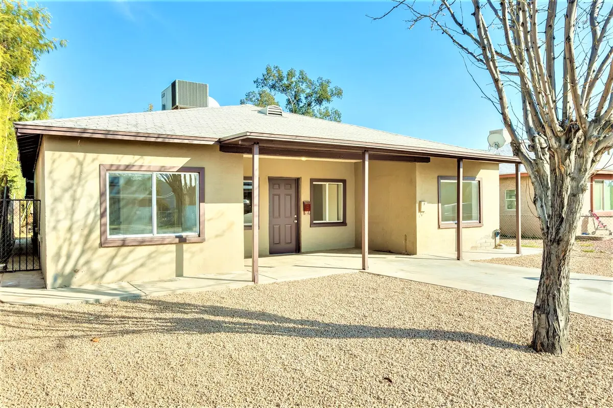 6809 N 54th Dr, Glendale, AZ 85301
