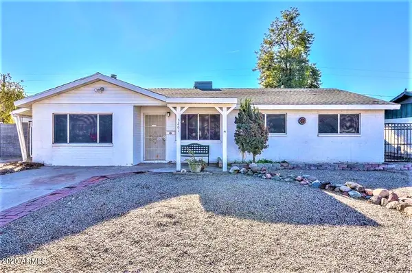 3201 W Sharon Ave, Phoenix, AZ 85029