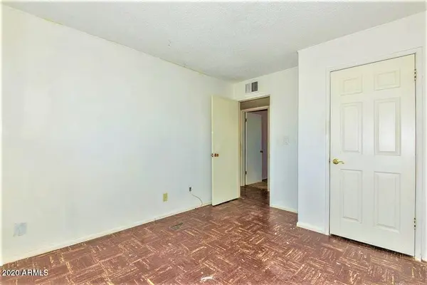 3201 W Sharon Ave, Phoenix, AZ 85029
