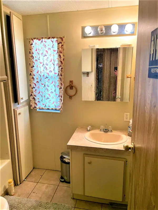1115 S 76th Pl Mesa, Az 85208,