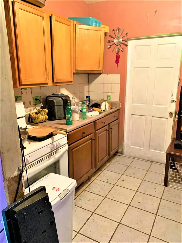 1640 N 38th Dr. Phoenix, Az 85009,