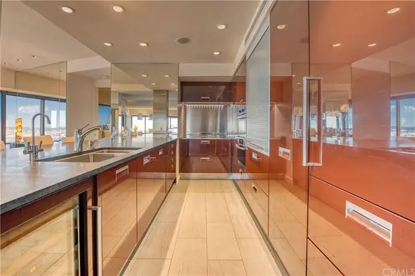 200 E Harbor Dr #3602, San Diego, CA 92101