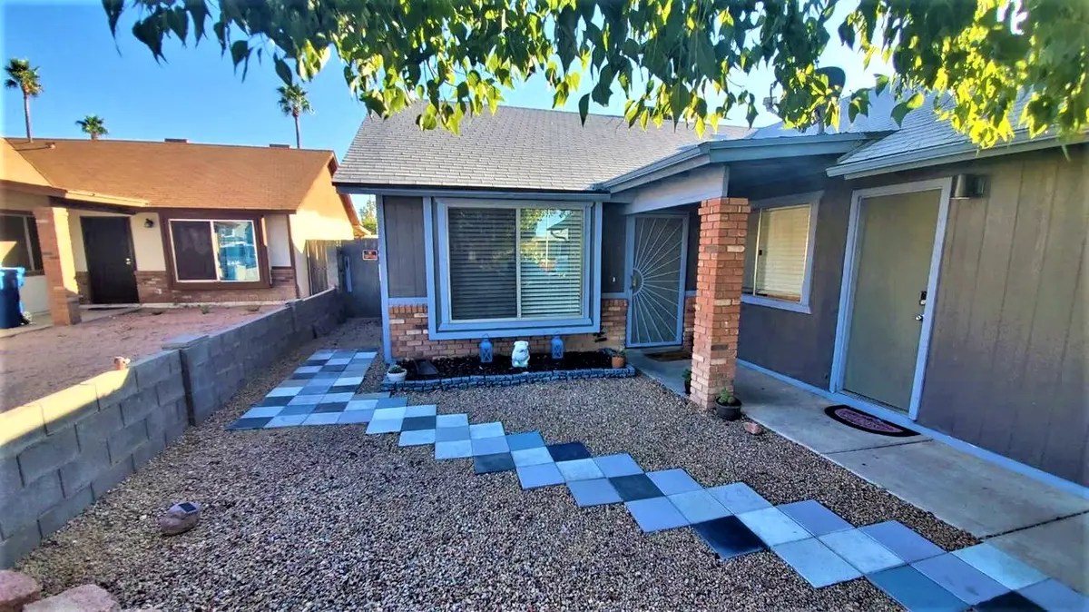 9849 E. Birchwood Mesa, Az 85208,