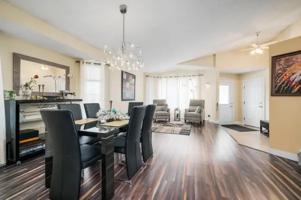 109 Chaparral Rd SE, Calgary, AB T2X 3J8