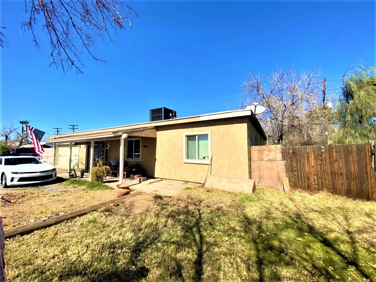 2620 W Morten Ave, Phoenix, AZ 85051