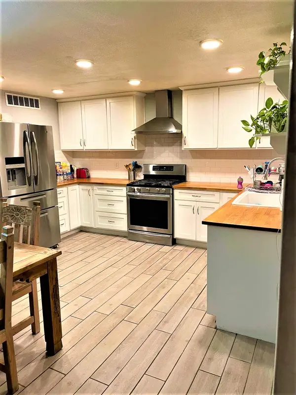 6202 W Berkeley Rd, Phoenix, AZ 85035
