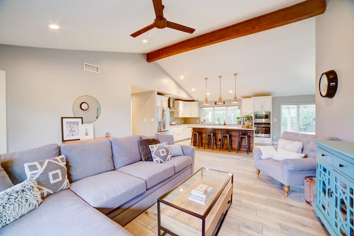 8613 E Berridge Ln, Scottsdale, AZ 85250