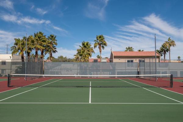 Las Vegas, NV 89103,5116 River Glen Drive #231