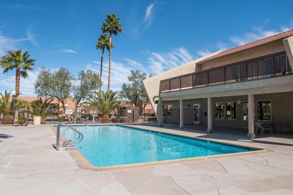 Las Vegas, NV 89103,5116 River Glen Drive #231