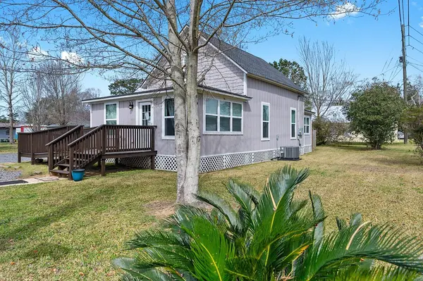 22051 Broad St, Silverhill, AL 36576