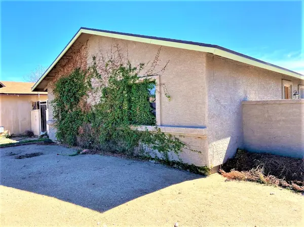 5221 W Mauna Loa Ln, Glendale Az 85306,