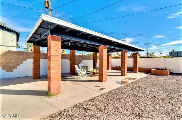 395 N 21st Ave  Phoenix, Az 85009,