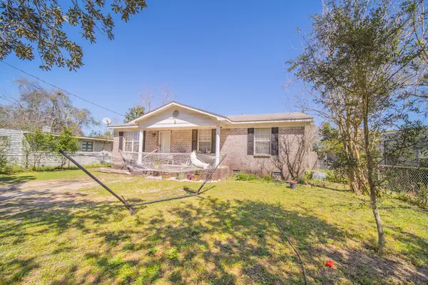 9 Cloverland Ct, Pensacola, FL 32505