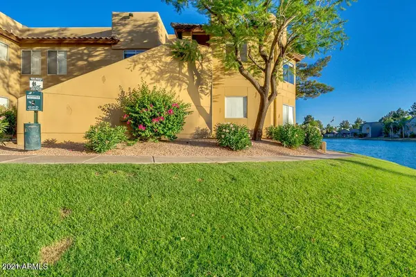 1825 West Ray Road, Chandler, AZ 85224