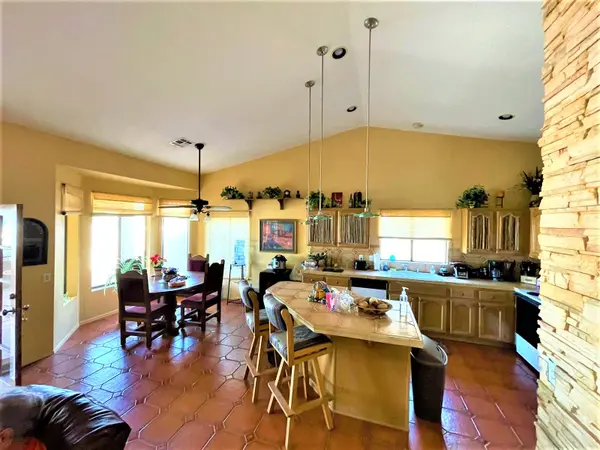 15082 W Vale Dr, Goodyear, AZ 85393