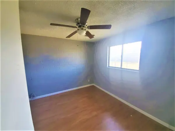 127 W Caldwell St, Phoenix, AZ 85041
