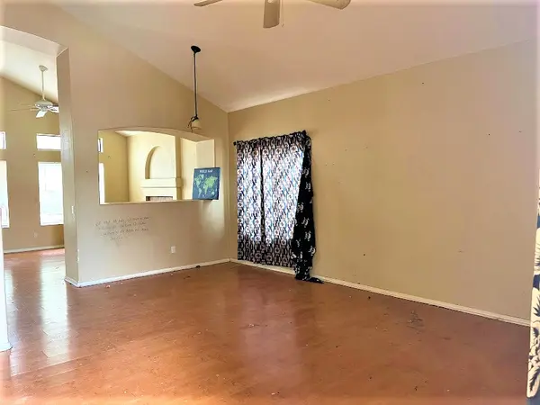 8567 W Vogel Ave, Peoria, AZ 85345