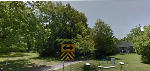 12401 Saeger Rd, Grand Bay, AL 36541