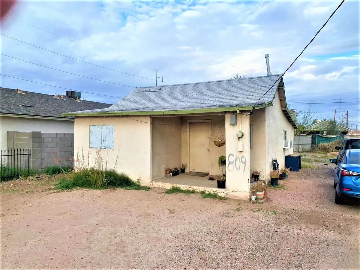 811 S 6th Ave., Phoenix, AZ 85003